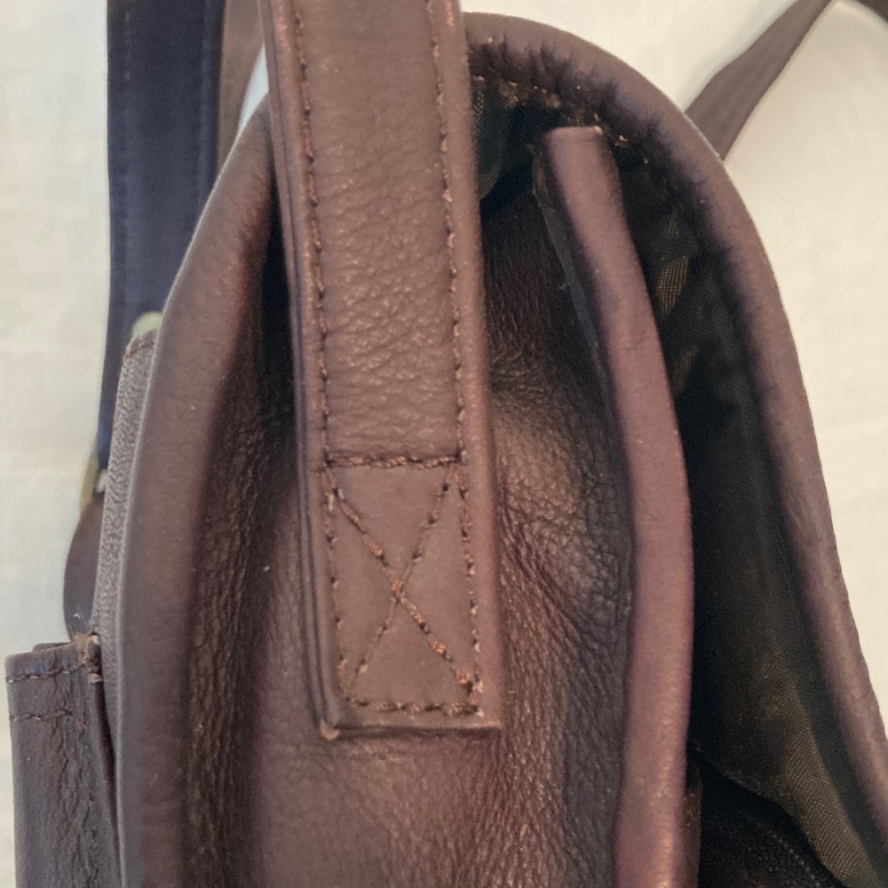 Romag Crossbody Brown buttery Leather Bag - Picture 16 of 17